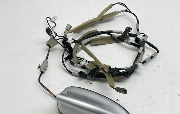 Nissan X-Trail T32 Aerial GPS antenna 282086FP0B