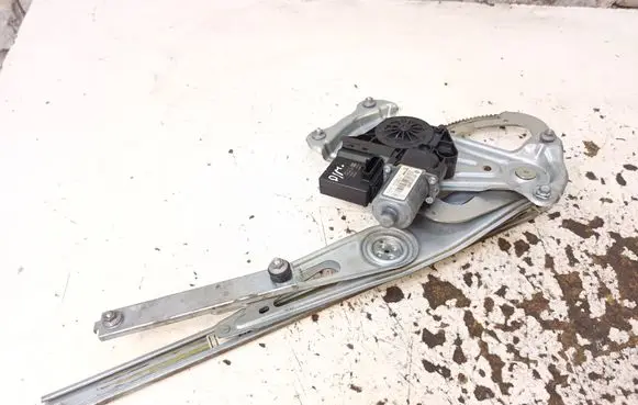 Renault Megane III Front door window regulator with motor 807301396R 912462200