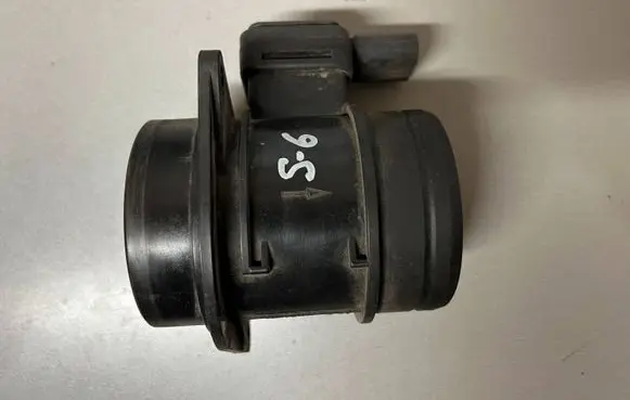 Volkswagen Golf VI Mass air flow meter 03L906461 5WK97023 024011261