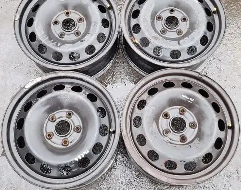 Volkswagen Touran I R16 steel rim 