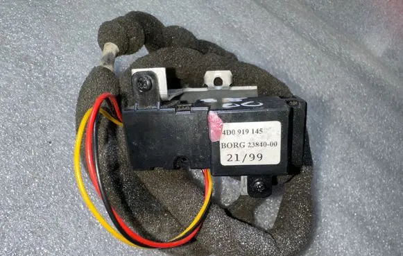 Audi A8 S8 D2 4D Other control units/modules 4D0919145