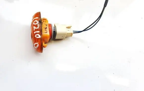 Chevrolet Matiz Front fender indicator light 1048197 104-8197
