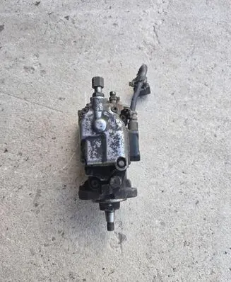 Volvo S70 V70 V70 XC Fuel injection high pressure pump 2464463294 0299824613B
