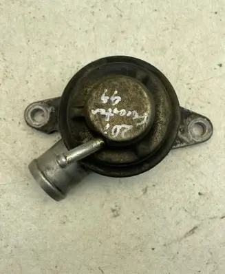 Subaru Forester SF Valve vacuum 1K236