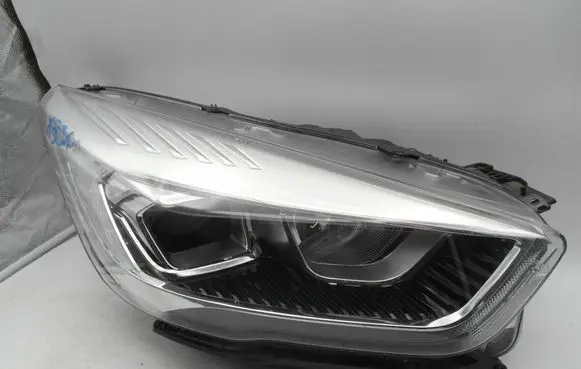 Ford Kuga II Headlight/headlamp GV4113W029CG 9015636027RG