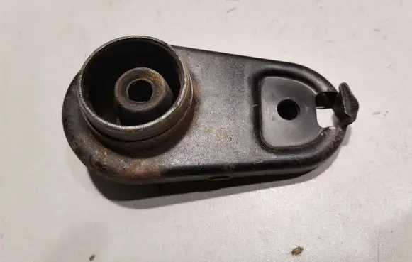 Ford Mustang VI Muffler mount bracket/holder FR335A242A