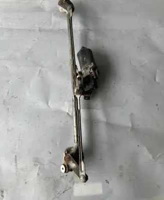 Front wiper linkage and motor