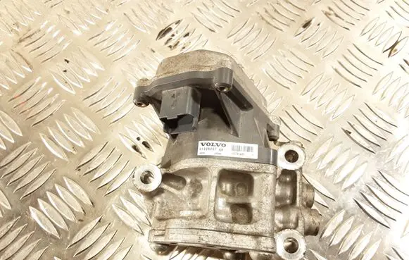 Volvo XC60 Gearbox / Transmission oil cooler 31325357