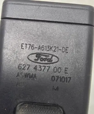Ford Turneo Courier Middle seatbelt buckle (rear) 627437700E ET76A613K21DE 071017