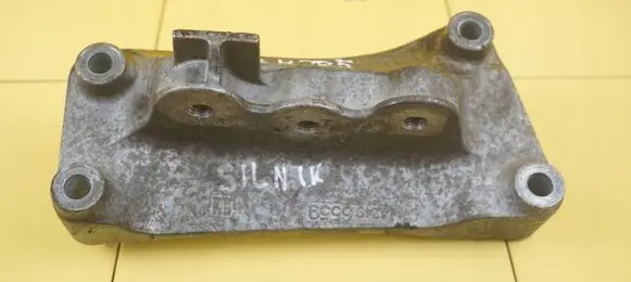 Opel Astra K Engine mounting bracket 42496559 F12SHL