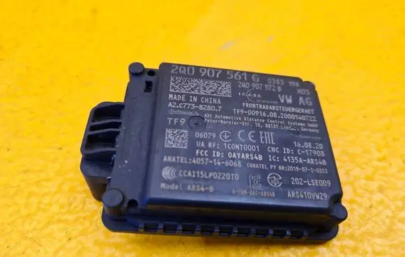 Volkswagen T-Roc Distronic sensor radar 2Q0907561G 2Q0907572B A2C77382807
