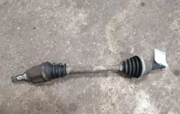 Dacia Sandero Front driveshaft
