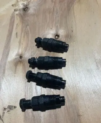 Mitsubishi Pajero Fuel injector