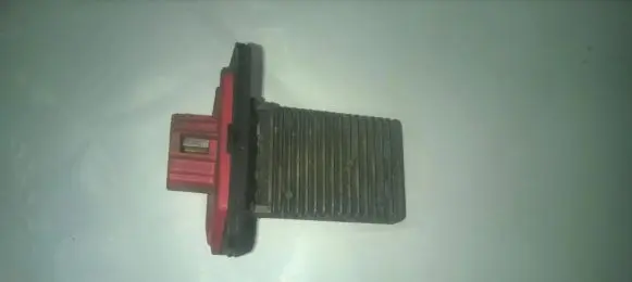 Heater blower motor/fan resistor