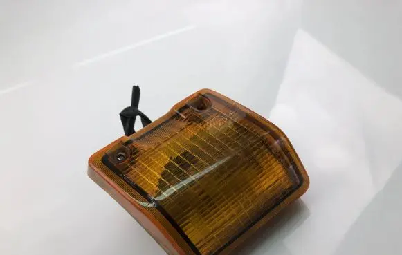 Volkswagen Transporter - Caravelle T4 Front fender indicator light 251953142A