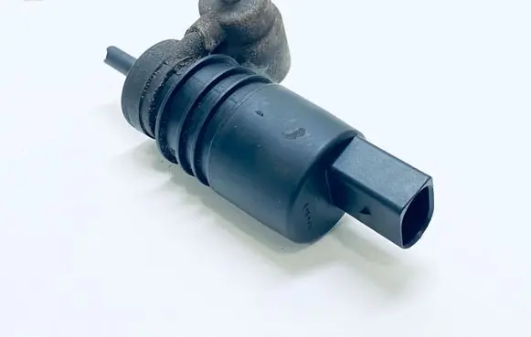 Audi A6 S6 C6 4F Windscreen/windshield washer pump 1T0955651A