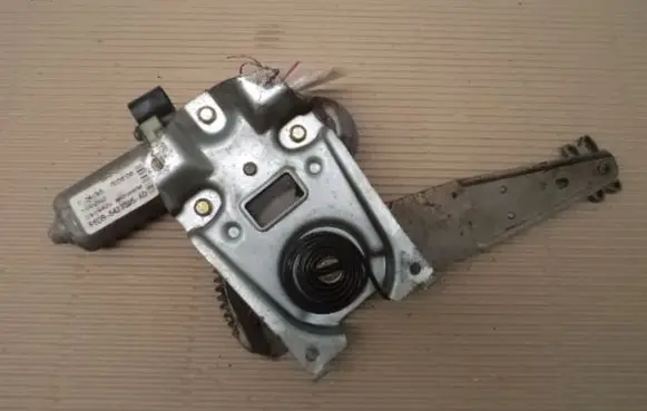 Ford Taurus Rear door window regulator with motor
