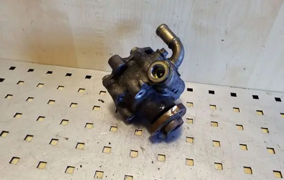 Audi A3 S3 8L Power steering pump