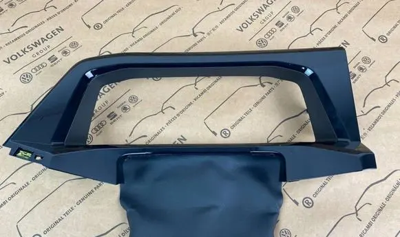 Volkswagen Transporter - Caravelle T7 Dashboard trim 7T1857053A