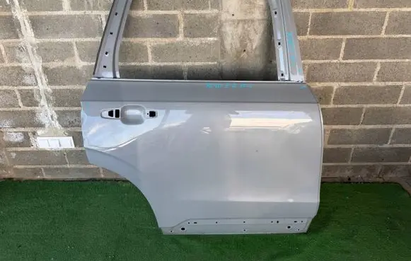 Volvo XC90 Rear door