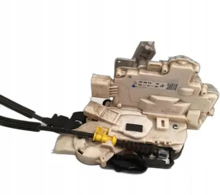 Audi A7 S7 4G Rear door lock 4G8839015