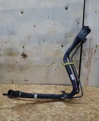 Toyota Prius (XW30) Fuel tank filler neck pipe 