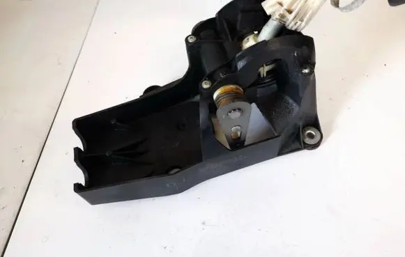 Gear shifter/selector
