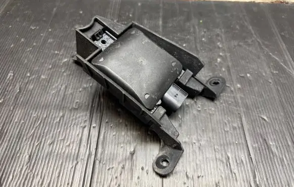 Volkswagen PASSAT B8 Distronic sensor radar 2Q0907686B 6PZ01349807