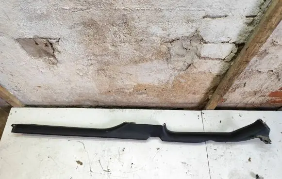 Seat Leon (1M) Front sill trim cover 1M0853372D