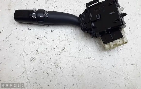Toyota Avensis T250 Light switch 05110173795