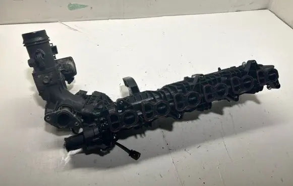BMW 7 F01 F02 F03 F04 Intake manifold