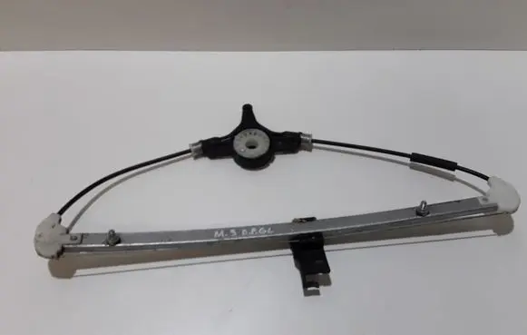 Mazda 3 II Rear window lifting mechanism without motor