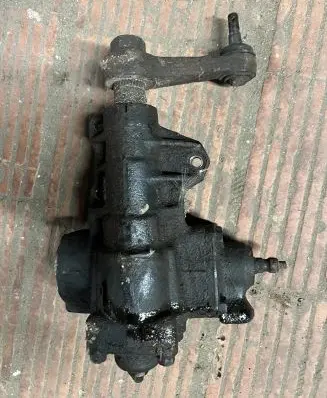 Mitsubishi L200 Steering rack