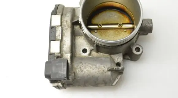 Volvo XC90 Throttle valve 30650013