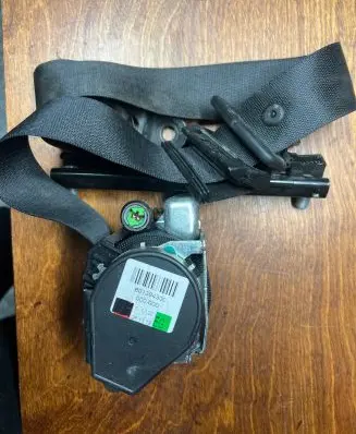 Mercedes-Benz Sprinter W906 Front seatbelt 601384300 000000 261113