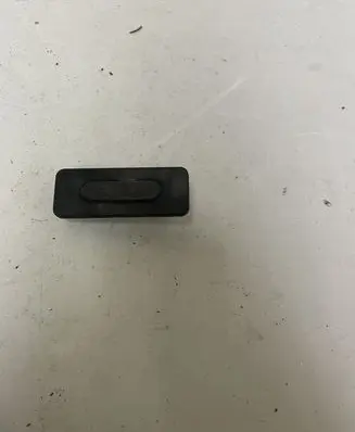 Renault Megane IV Tailgate glass/window release handle 906069264R