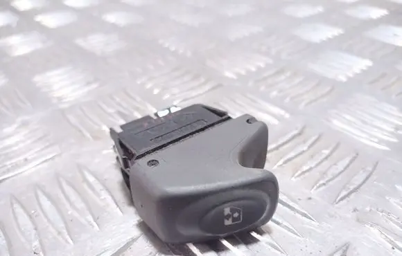 Renault Scenic I Electric window control switch