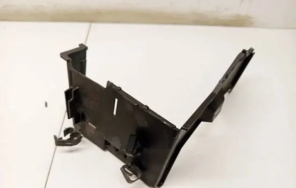 Ford Focus Battery box tray cover/lid 3M5110757D