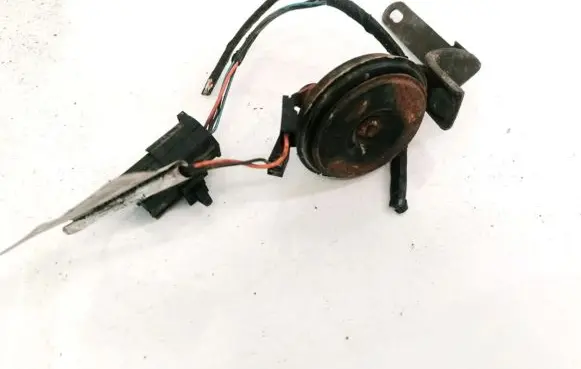 Nissan Primera Horn signal 011157 e9011157