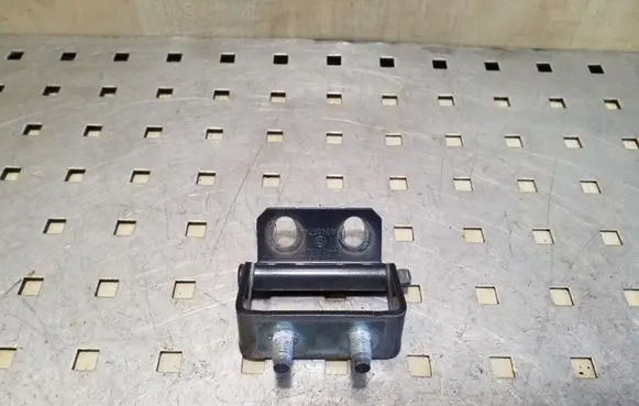 Renault Kadjar Tailgate/trunk/boot hinge