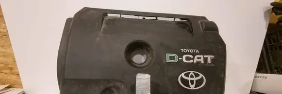 Toyota Avensis T250 Engine cover (trim) 126110R010