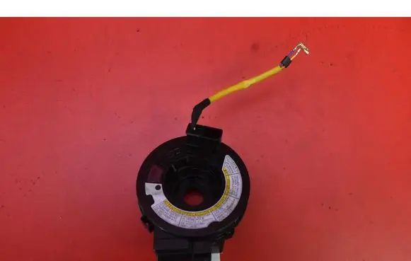 Suzuki Grand Vitara II Airbag slip ring squib (SRS ring)