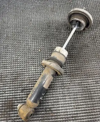 BMW 6 F12 F13 Rear shock absorber/damper 6775729
