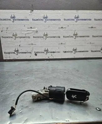 Peugeot 2008 I Ignition lock 9663123380
