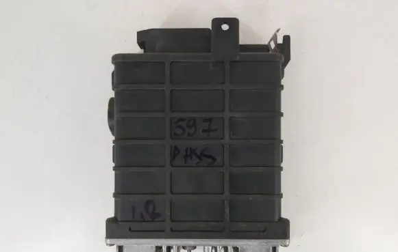 Volkswagen PASSAT B3 Engine control unit/module 0280000711 443907403