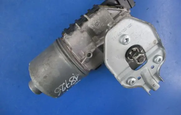 Peugeot 207 CC Front wiper linkage and motor