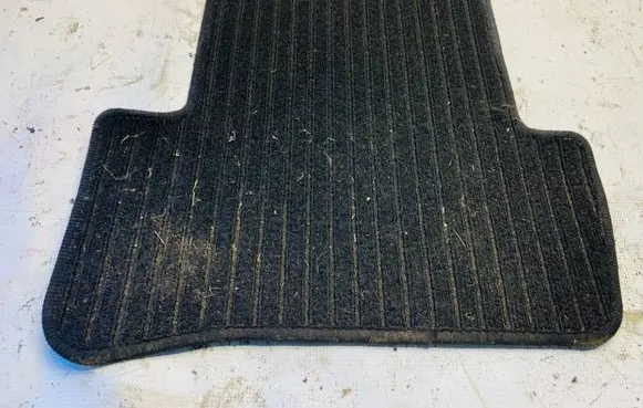 Mercedes-Benz C W204 Front floor carpet liner a2046840703