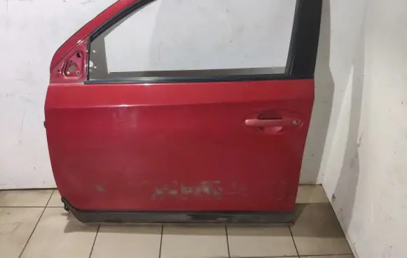 Toyota Urban Cruiser (XP110) Front door