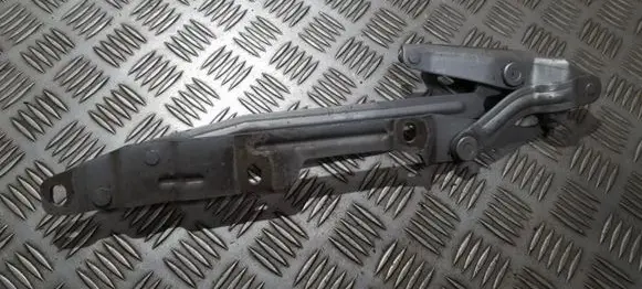 Audi A8 S8 D2 4D Tailgate/trunk/boot hinge
