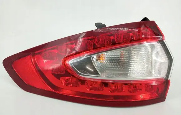Ford Mondeo MK V Rear/tail lights DS7313405CJ